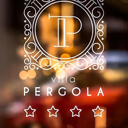 Pergola Lägenhetshotell 4*