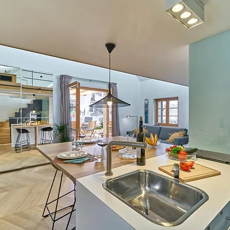 アパートホテル Pergola 4*