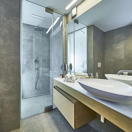 Pergola アパートホテル