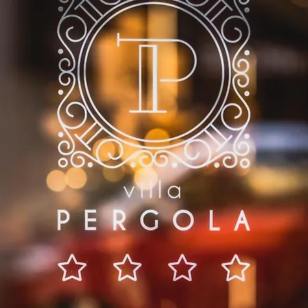 Pergola 4* シベニク