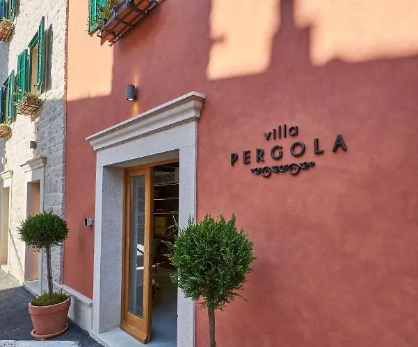 Pergola Apartmanhotel